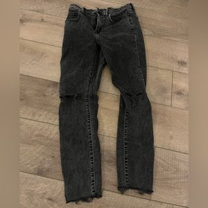 Black Ripped Skinny Jeans